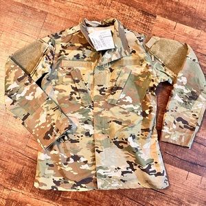 OCP WinterJacket. (Female)Military clothing.NWT